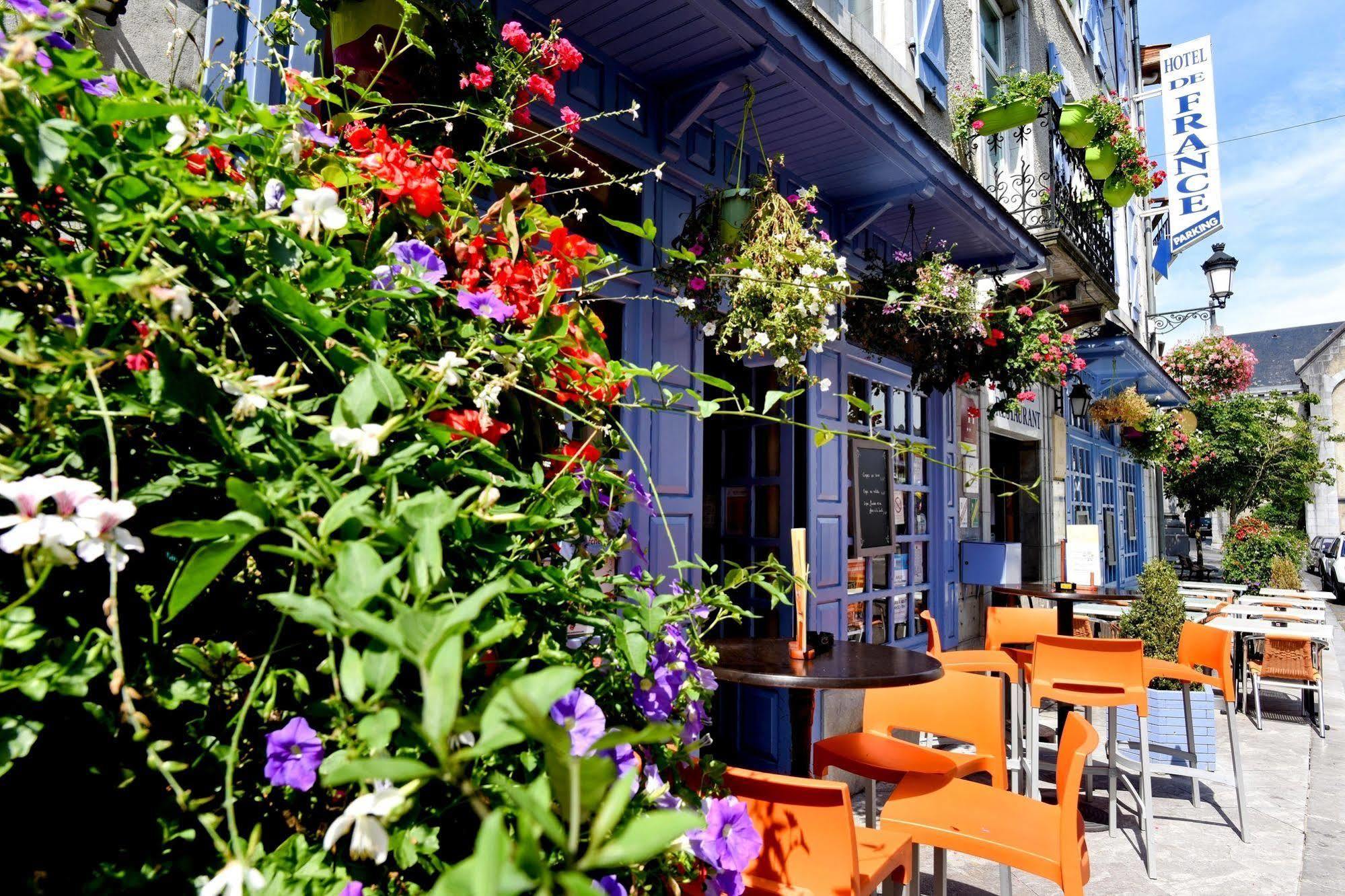 Logis Hotel De France Arudy Exterior photo